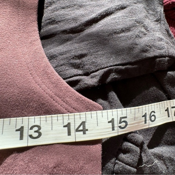 π 6/$60, Lululemon Dark Taupe Tank Top, Small - Picture 5 of 5